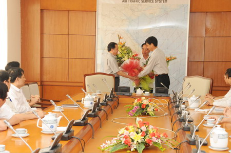 Đ/c Hoàng Thành đảm nhiệm vị trí chủ tịch HĐTV TCT Quản lý bay VN từ ngày 1/5/2012